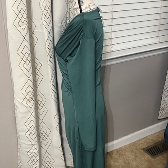 H&M Green Ruched Midi Dress, Size XL | Elegant & Comfortable - Picture 4 of 7